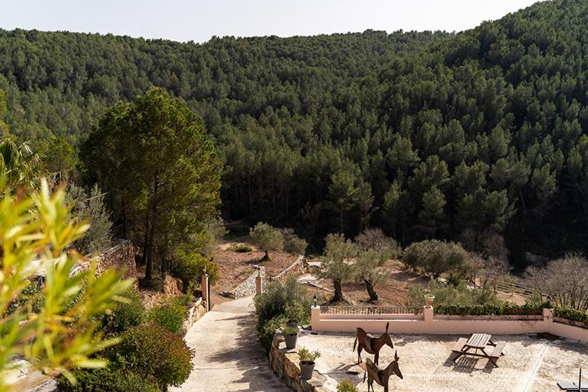 Masia De Matuta Vall de Almonacid Екстериор снимка